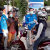 Peduli Masyarakat Umum, KNPI Suslsel Versi Bagi-Bagi Hand Sanitizer