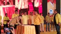 Golkar Serahkan Surat Tugas Kepada DP