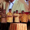 10 Cakada Terima Surat Tugas Partai Golkar