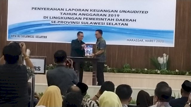 Enam Daerah Serahkan Laporan Keuangan Ke BPK RI