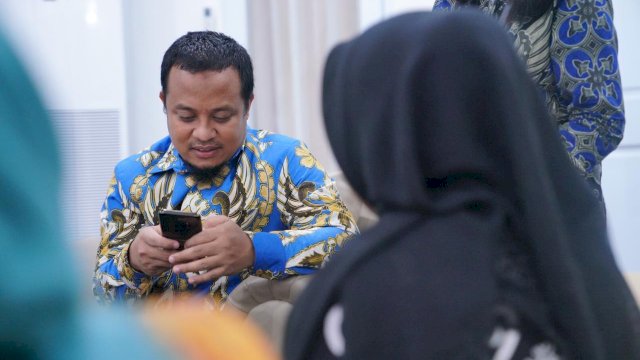 Wakil Gubernur Sulsel Andi Sudriman Sulaiman Melakukan Sensus Penduduk Bersama Keluarga 