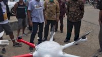 Cegah Corona, Kelurahan Rappang Disemprot Disinfektan Pakai Drone.