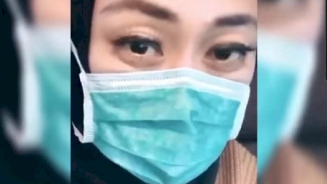 Bupati Karawang Cellica Nurrachadiana Mengumumkan Dirinya Positif terpapar virus Asal Wuhan China 