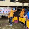 Golkar Takalar Salurkan 1.850 Paket Sembako ke Warga