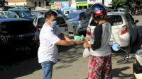 Cegah Wabah Corona JMS Care Berbagi APD ke Masyarakat.