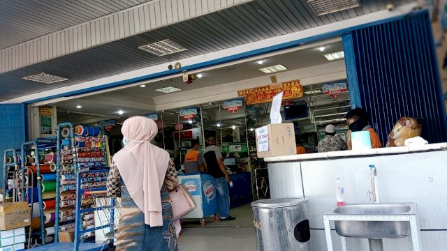 Tetap Buka Ditengah Pandemi Covid-19, Toko Agung Terancam Tutup