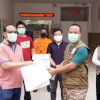Wagub Serahkan Bantuan Sembako untuk Tukang Ojek Pangkalan