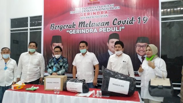 Gerindra Sulsel Salurkan 1000 Pasang APD Lengkap ke RS Rujukan Corona