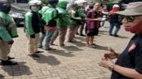 NH Bersama DPP FK-MBR Bagi-Bagi Sembako di Jakarta