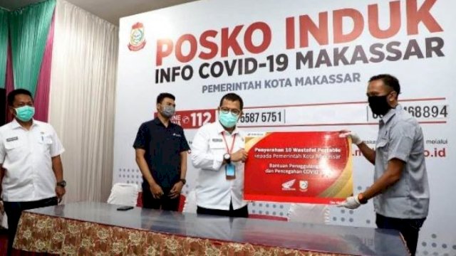 Wali Kota Makassar Iqbal Suhaeb 