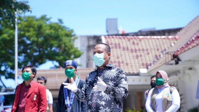 Kampanyekan Penggunaan Masker, Wagub Minta Pemda Berdayakan UKM Produksi Masker