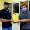 Golkar Galakkan Aksi Kemanusian Bagikan APD di 1000 Titik di Sulsel