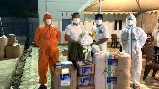 Nasdem Sulsel Salurkan Bantuan APD Ke Lima Daerah
