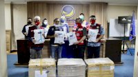 Peduli Perawat dan Dokter, NasDem Sulsel Serahkan APD ke IDI, PPNI dan PDGI Sulsel