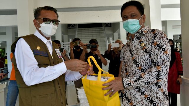 Nurdin Abdullah Beri Pengarahan Camat dan Kepala Puskesmas Terkait Covid-19