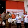 PD Inti Sulsel Dan Klenteng Xiang Ma Salurkan Bantuan 2500 Paket Sembako .