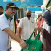 Aras Bagikan Ratusan Paket Sembako di Pangkep