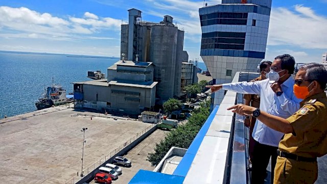 Atasi Macet Pelabuhan, Pemkot Makassar dan PT Pelindo IV Buat Parkir Transit Truk