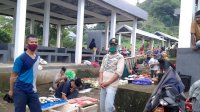 Tim Gugus Bantaeng Sosialisasikan Penggunaan Masker di Pasar