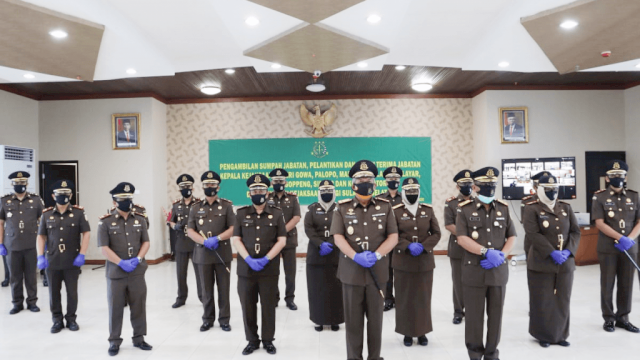Kejati Sulsel, Lantik Tujuh Kejari Baru