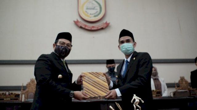 DPRD Makassar Sampaikan Rekomendasi LKPJ Walikota Makassar TA 2019