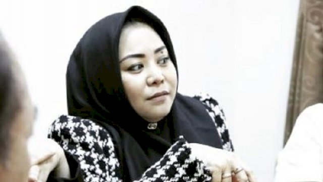 Nunung Dsaniar, Sekretaris Komisi A DPRD Kota Makassar 
