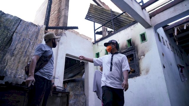 Wagub Sulsel Temui Korban Kebakaran Maccini Parang
