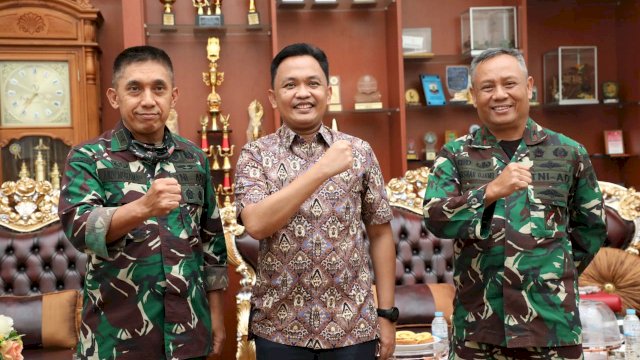 Bupati Bantaeng Dampingi Kasdam XIV Tinjau Lokasi TMMD