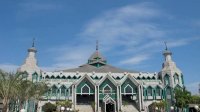 Masjid Al Markaz Makassar Mulai Laksanakan Salat Jumat