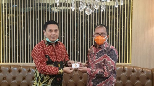AIA Serahkan Rekomendasi Dukungan Gerindra Ke Danny Pomanto