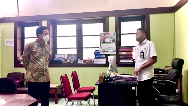 Cek Kedisiplinan Pegawai, Prof Rudy Sidak Ruangan di Balaikota