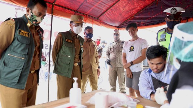 Hari Pertama Penerapan Perwali 36, Rudy Keliling Pantau Posko