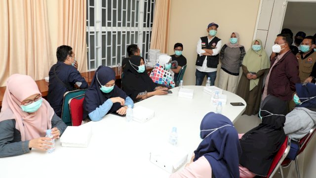 Bupati Bantaeng Jemput Nakes yang Pulih Usai Terpapar Corona