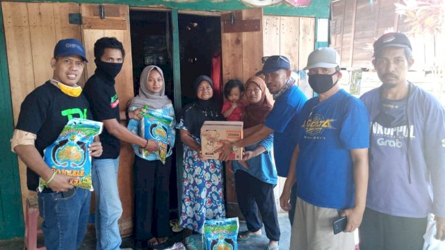 Aksi Kemanusiaan, Tarakan Community Galang Sumbangan Untuk Korban Banjir Masamba