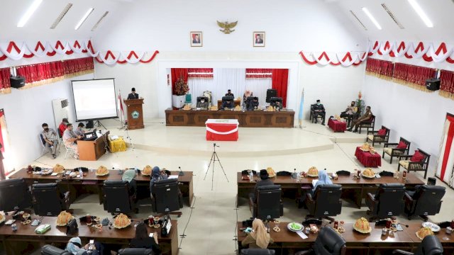 DPRD Bantaeng Tetapkan Perda Pertanggungjawaban APBD 2019