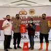 Kapolrestabes Makassar Serahkan Bantuan Kemanusiaan Alumni Akpol 1991 Kepada Bupati Luwu Utara