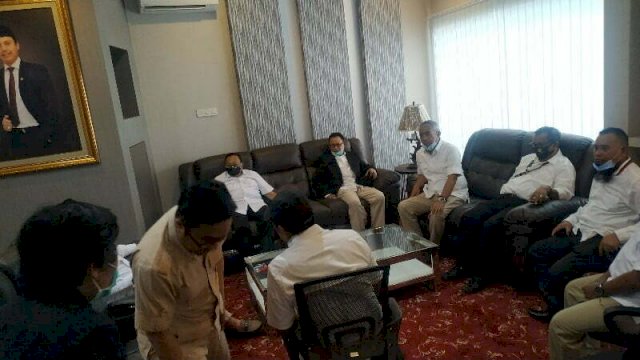 DPD Serahkan Rekomendasi Untuk Lima Balon Cakada di Sulsel