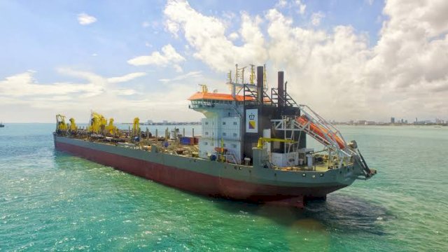 PT Bokalis Tidak Terdaftar di DPMPTSP Sebagai Pemegang Izin Tambang Pasir Laut