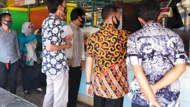 Kementrian Peternakan Sulsel Turun Pantau Harga Ayam, Daging, Telur di Pasar Pabaeng-Baeng