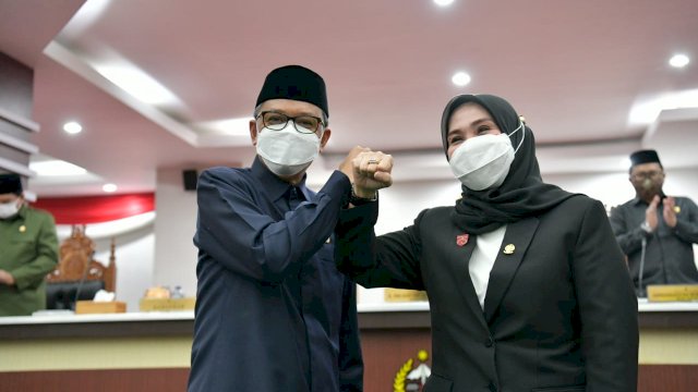 Gubernur dan DPRD Tandatangani Nota Kesepakatan KUA PAS 2021