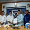 Kahfi Serahkan Rekomendasi PAN Untuk Utta -Edy di Pilkada Bulukumba