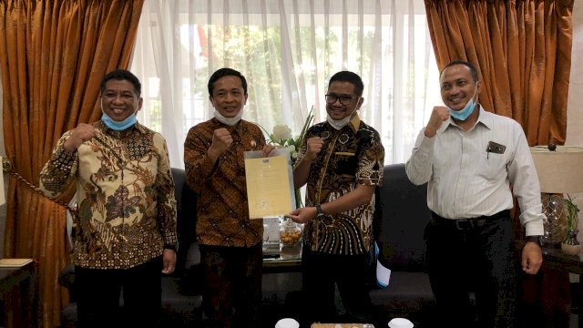 Serahkan Aset ke Pemkot, GMTD Dukung Pelebaran Jalan Metro Tanjung Bunga