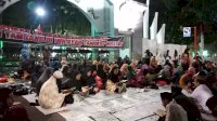Tak Digubris Gubernur, Warga Sangkarrang Nginap di Depan Kantor Gubernur