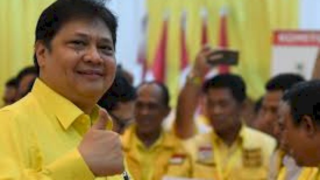 Airlangga Akan Ganti Legislator Golkar Jika Mbalelo di Pilkada