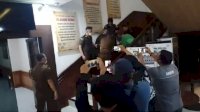 Dor… Tersangka Tembak Dirinya di Kantor Kajati Bali