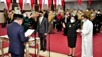 Gubernur Lantik Pejabat Eselon II, III dan IV Lingkup Pemprov Sulsel