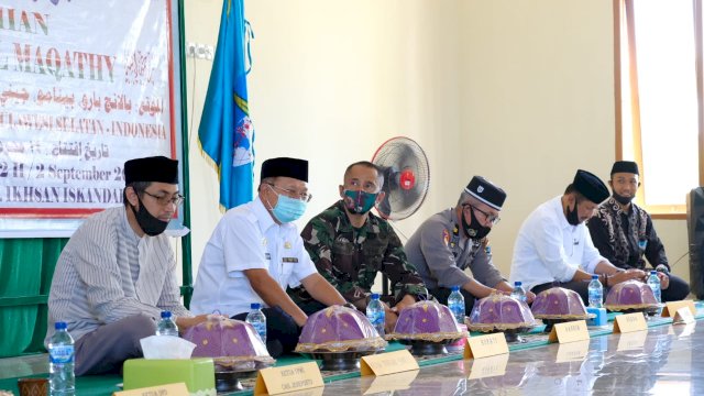 Iksan Iskandar Resmikan Markaz Khalid Al Maqathy Jeneponto
