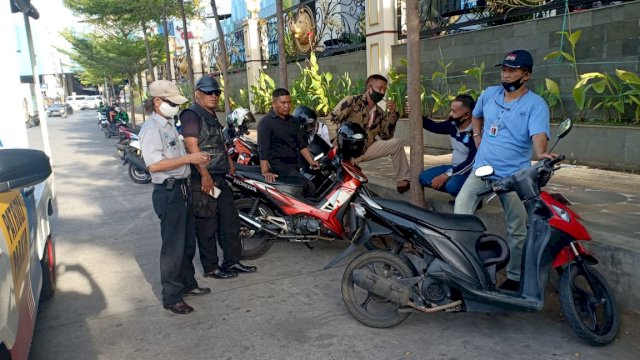 Tata Kelola Parkir di Jalan Boulevard Butuh Perhatian