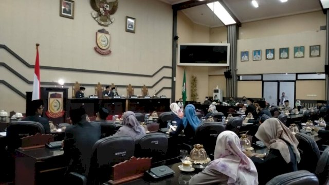 Serentak Menolak, Dewan Makassar Anggap Revisi Minol Tidak Masuk Akal