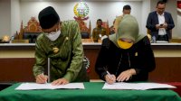 Gubernur Tandatangan Nota Kesepakatan terhadap Rancangan Awal Perubahan RPJMD Sulsel 2018-2023